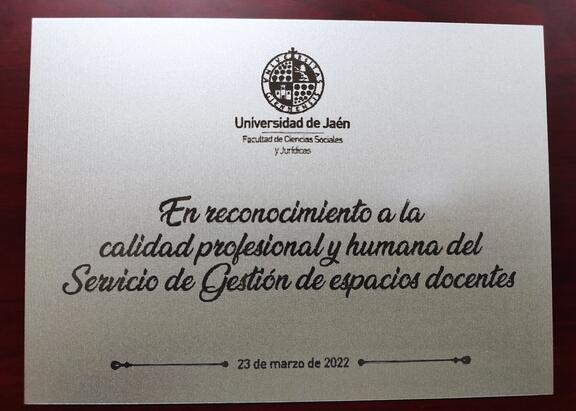 Diploma de reconocimiento.