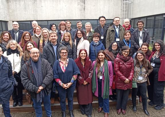 Participantes en el encuentro celebrado en la Universidad de Tours.